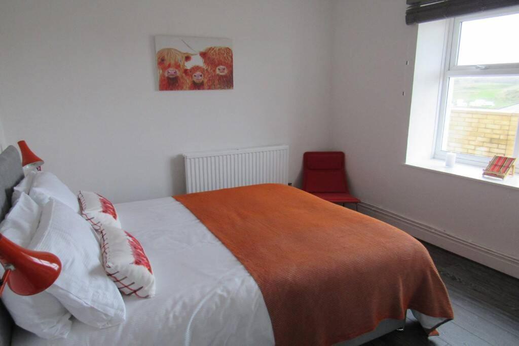 Plas Darien-3 Bed Apt- Sea Views - Sleeps 5 Trearddur Exteriör bild