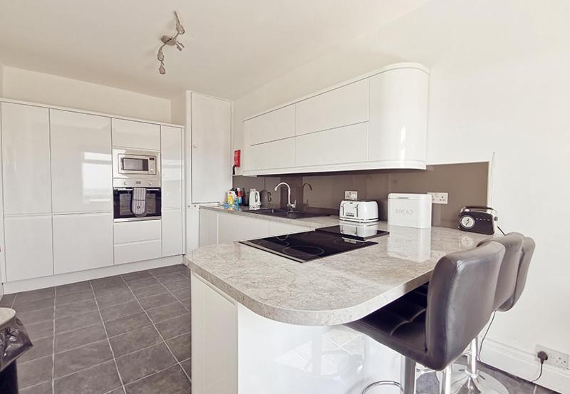 Plas Darien-3 Bed Apt- Sea Views - Sleeps 5 Trearddur Exteriör bild